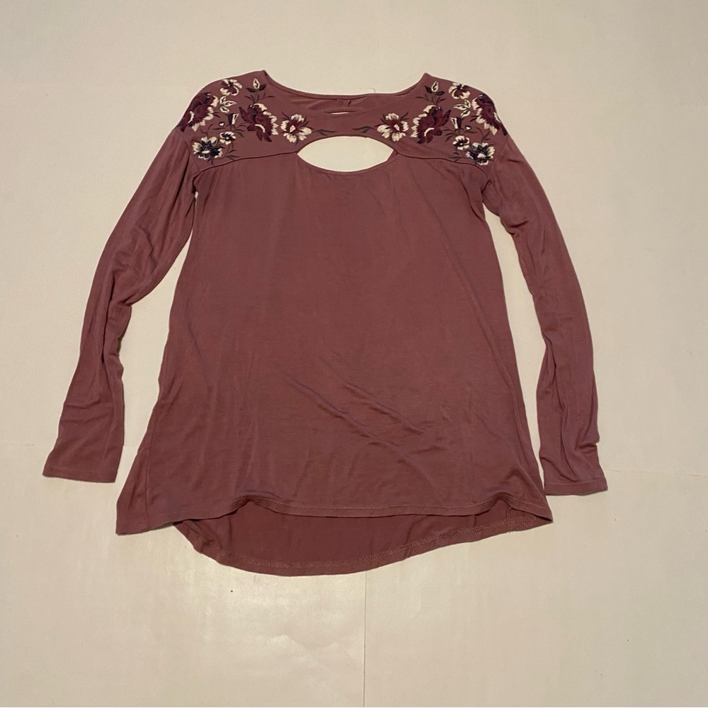⭐️Maurices top size extra small
